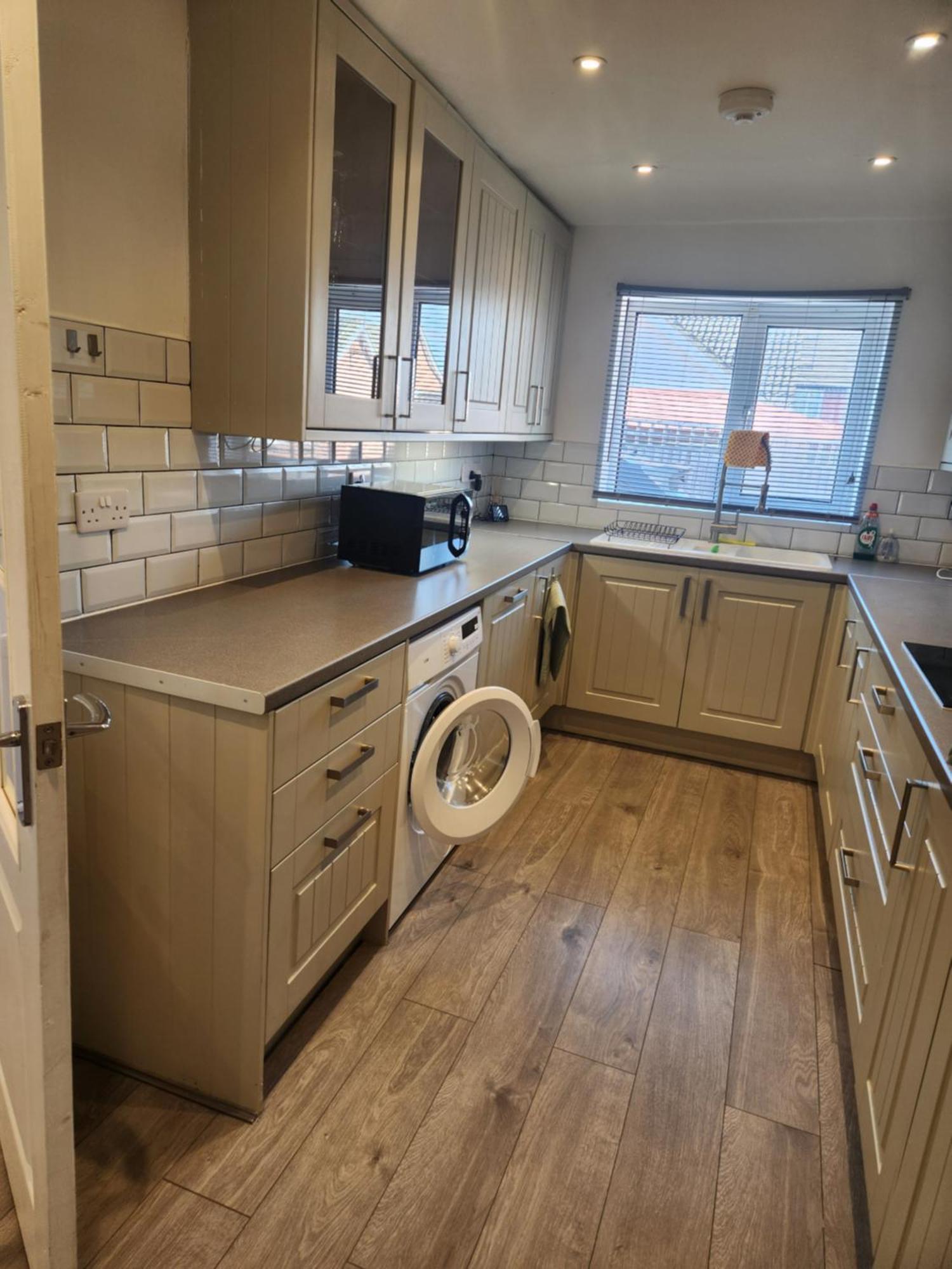 Great 3 Bedroom Home Nevendon Exterior photo