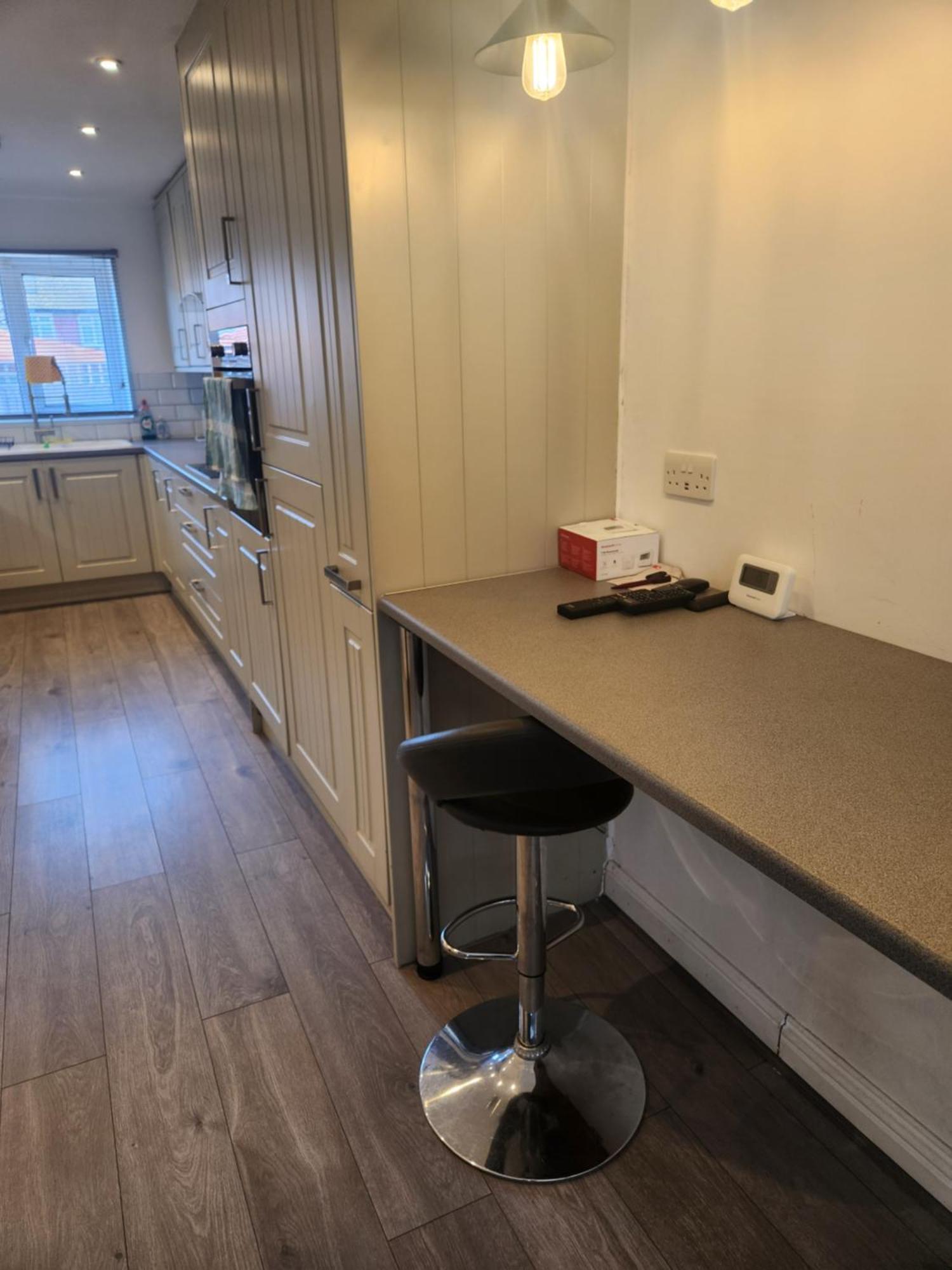 Great 3 Bedroom Home Nevendon Exterior photo
