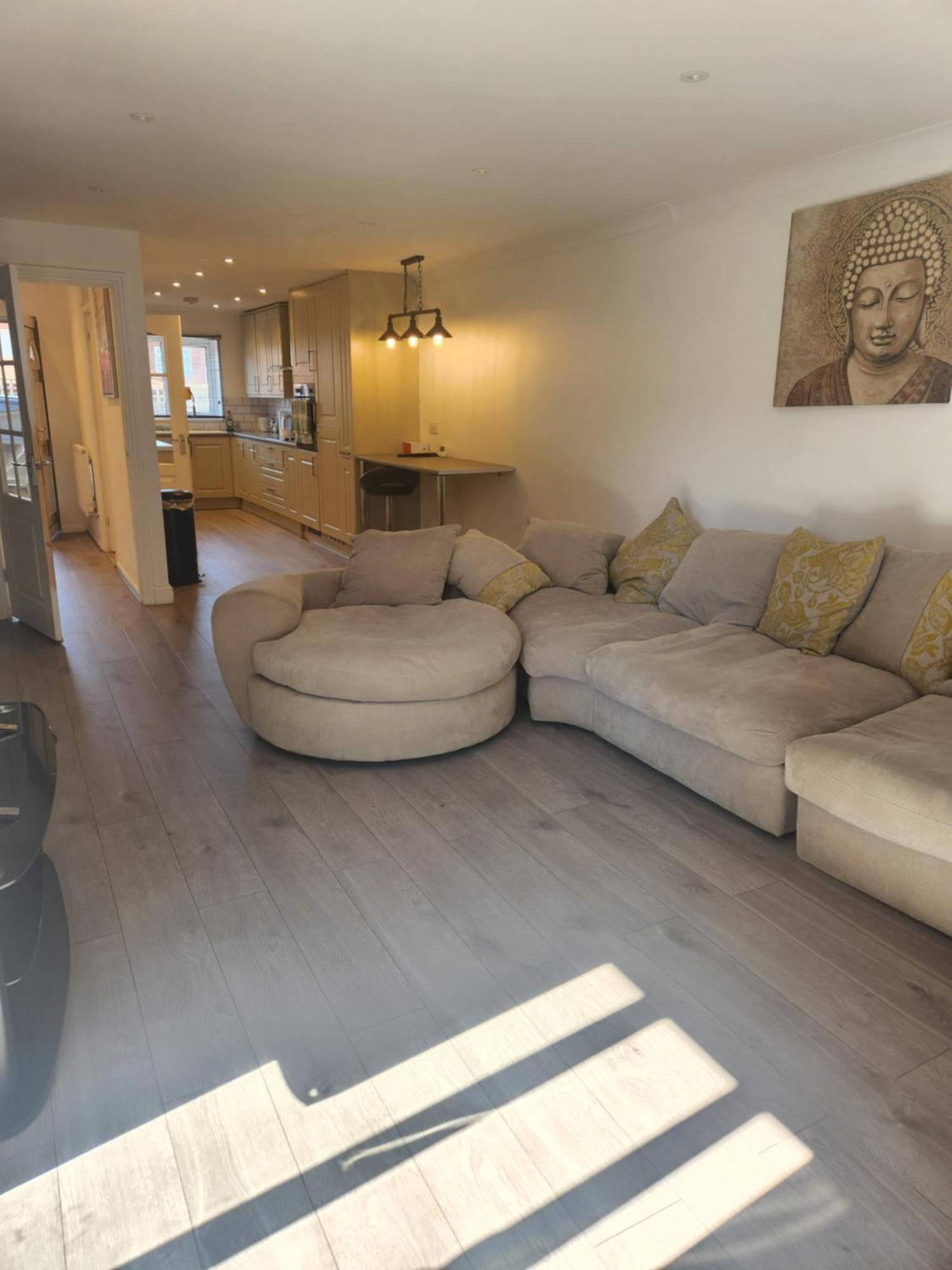 Great 3 Bedroom Home Nevendon Exterior photo